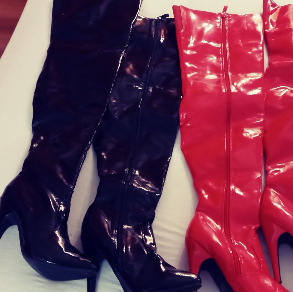 Ladies Kellie knee high boots.